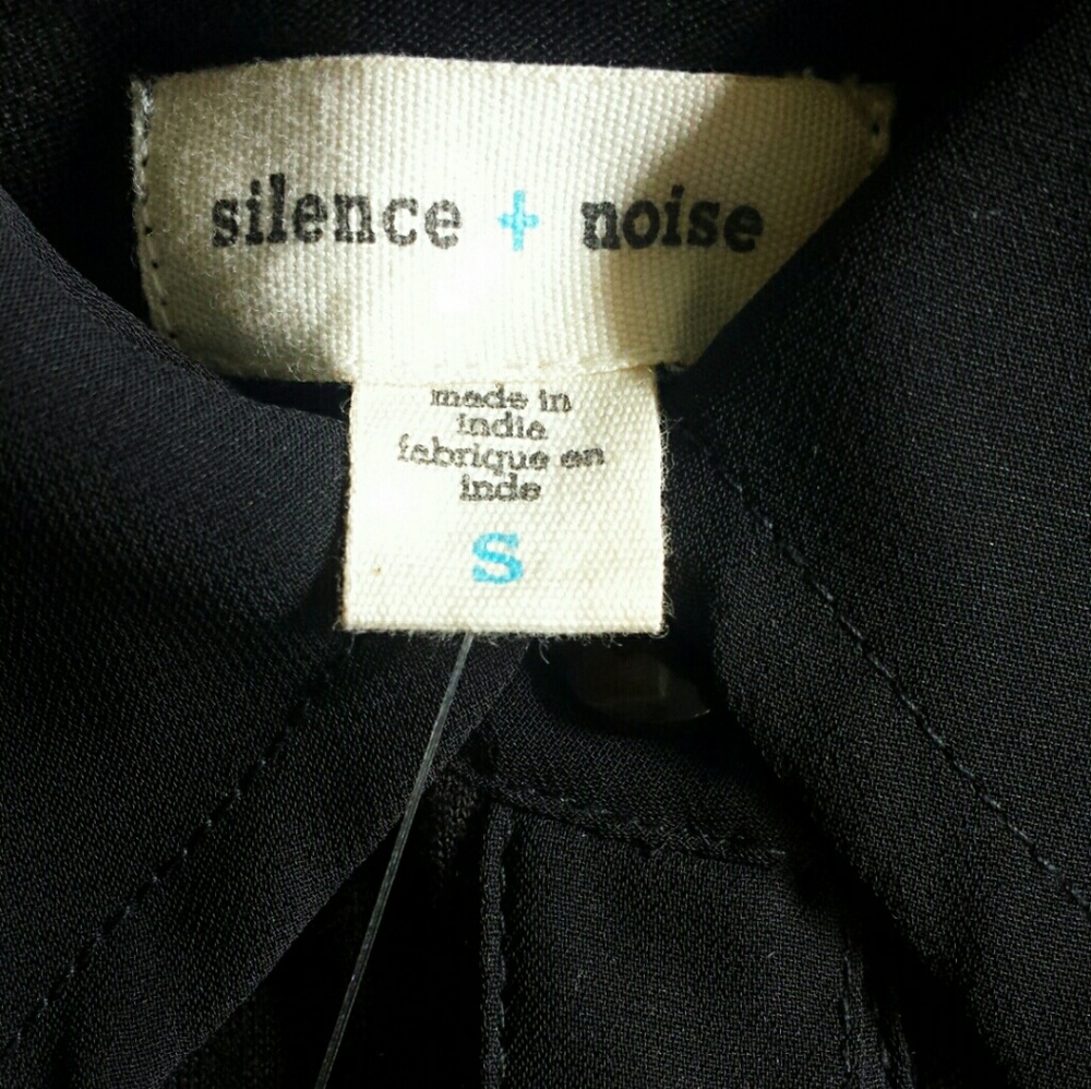 NWT Silence + Noise Beaded Shoulder Cuff Top - UO - Picture 2 of 7